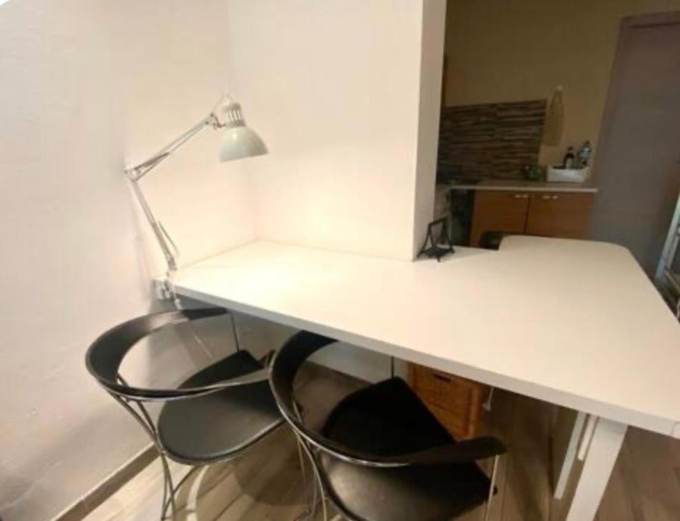 Apartamento Cosy Modern Flat Private Patio Florencia Exterior foto